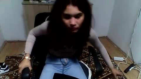 mallorymyersx online show from September 16, 7:37 pm