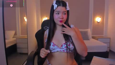 M A L U online show from October 24, 2:52 am