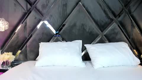 Snapshot of maludiazx chatting on February 21, 5:03 pm Malu online show from February 21, 5:03 pm