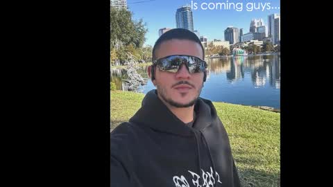 maluma09 online show from October 10, 2:43 am