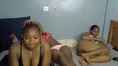 mama_pussie online show from October 26, 1:17 pm