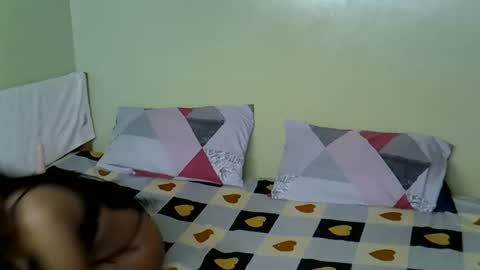 Snapshot of mama_pussie chatting on January 19, 1:15 pm mama_pussie online show from January 19, 1:15 pm