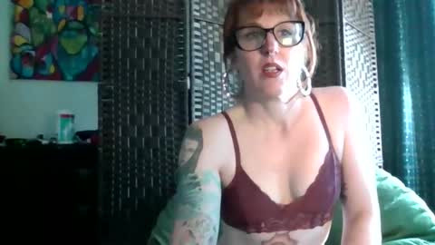 mamafoxxx911 online show from September 24, 3:15 pm