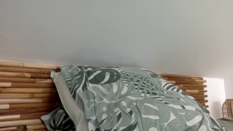 mamattv online show from April 9, 11:59 am