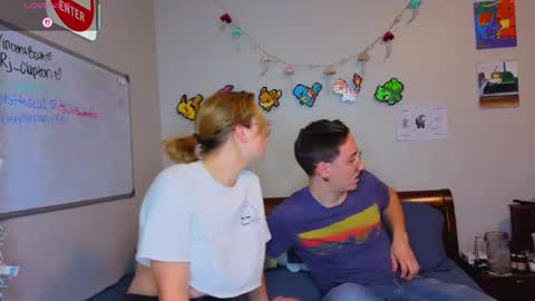 Snapshot of mamiclouds chatting on September 9, 3:06 am MamiCloudz online show from September 9, 3:06 am