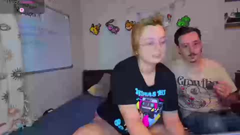 Snapshot of mamiclouds chatting on September 16, 3:07 am MamiCloudz online show from September 16, 3:07 am