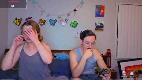 Snapshot of mamiclouds chatting on September 28, 3:01 am MamiCloudz online show from September 28, 3:01 am