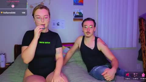 Snapshot of mamiclouds chatting on October 7, 3:04 am MamiCloudz online show from October 7, 3:04 am