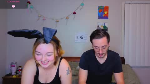 Snapshot of mamiclouds chatting on October 11, 2:11 am MamiCloudz online show from October 11, 2:11 am