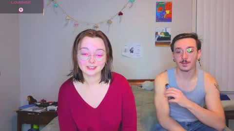 Snapshot of mamiclouds chatting on November 30, 5:11 am MamiCloudz online show from November 30, 5:11 am