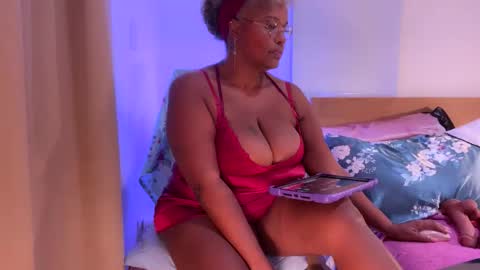 mamigilf66 online show from January 17, 5:34 am