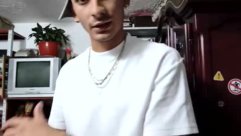 Mickey online show from February 3, 12:42 am