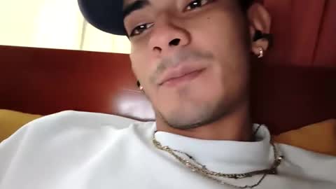 Mickey online show from February 3, 10:48 pm