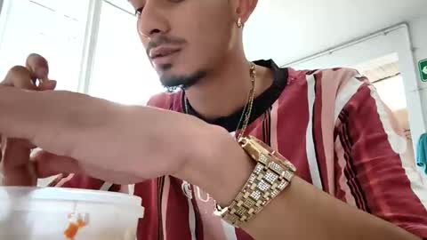 Mickey online show from April 8, 5:46 pm