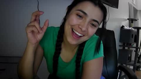 Snapshot of mamsota chatting on June 9, 9:04 pm mamsota online show from June 9, 9:04 pm
