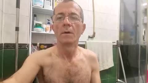 Snapshot of mamuka157 chatting on April 21, 3:35 am mamuka157 online show from April 21, 3:35 am