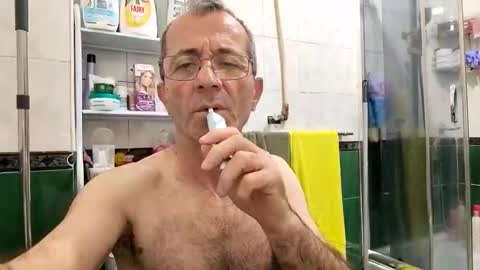Snapshot of mamuka157 chatting on May 3, 3:34 am mamuka157 online show from May 3, 3:34 am