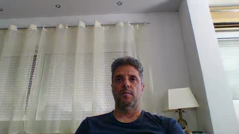 Snapshot of man211172 chatting on April 19, 1:32 pm man211172 online show from April 19, 1:32 pm