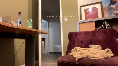 Snapshot of man38110 chatting on October 10, 2:43 am man38110 online show from October 10, 2:43 am