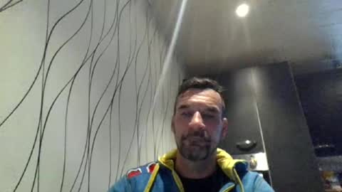 man_from_geaven online show from December 10, 1:44 pm