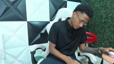 man_san11 online show from March 2, 3:19 pm