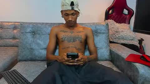 man_san11 online show from March 26, 4:23 pm