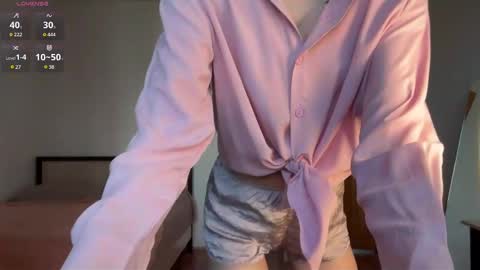 Snapshot of man_wo_man chatting on March 8, 11:37 am Ammy online show from March 8, 11:37 am