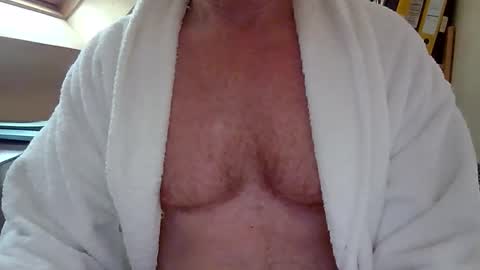 manbitcher online show from March 11, 9:37 am