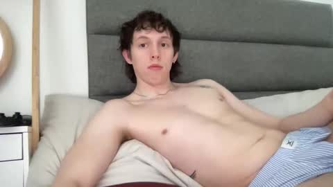 Snapshot of mancbateboy chatting on April 28, 9:25 am manny bate online show from April 28, 9:25 am