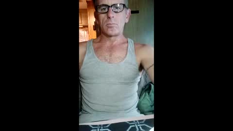 Snapshot of mandnforever100 chatting on January 5, 8:01 pm mandnforever100 online show from January 5, 8:01 pm