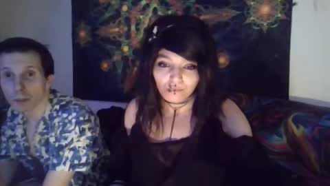 Snapshot of mandra_wag chatting on February 25, 12:04 pm mandra_wag online show from February 25, 12:04 pm