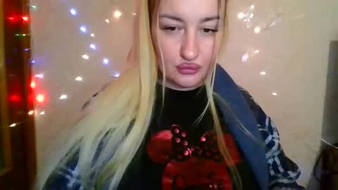 Mandy online show from December 3, 10:02 am