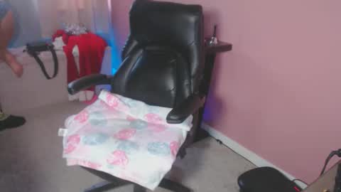 MandyBabyXXX online show from November 30, 7:07 pm