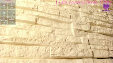 Snapshot of mandyminx66 chatting on January 31, 11:24 pm Mandy Val online show from January 31, 11:24 pm