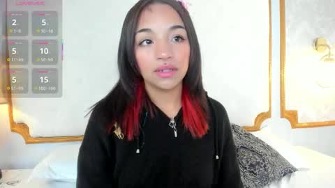 manelyk_evanss online show from October 2, 10:55 am