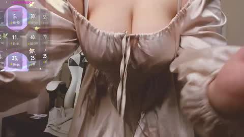 Snapshot of manic_pixie_ chatting on November 15, 3:52 pm manic_pixie_ online show from November 15, 3:52 pm