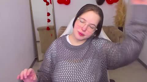 Snapshot of manic_pixie_ chatting on February 11, 4:01 pm manic_pixie_ online show from February 11, 4:01 pm