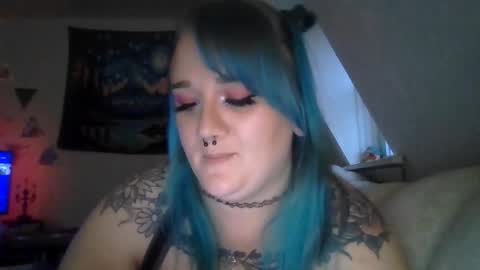 Snapshot of manicpixiepop chatting on November 11, 10:10 pm ManicPixiePop online show from November 11, 10:10 pm