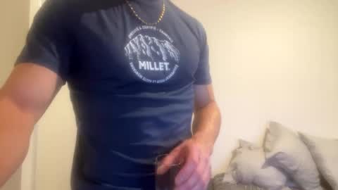 Snapshot of maniiixxx chatting on October 5, 7:34 pm maniiixxx online show from October 5, 7:34 pm