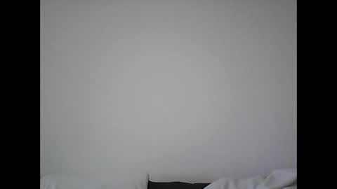 Snapshot of mann67 chatting on December 15, 11:36 am mann67 online show from December 15, 11:36 am