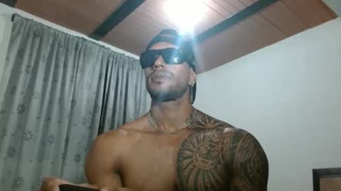 Manolo online show from October 19, 7:03 pm