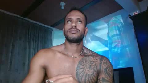 Manolo online show from November 4, 7:13 pm