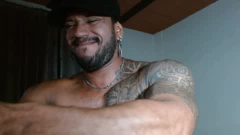 Manolo online show from April 22, 9:05 pm