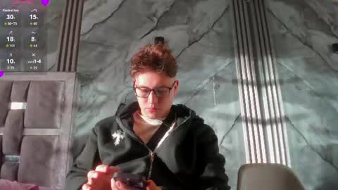 Snapshot of manson_and_zoe chatting on July 17, 11:28 am Manson and Zoe online show from July 17, 11:28 am