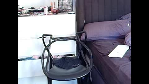 Snapshot of mantis011 chatting on March 9, 5:33 am ausie baby online show from March 9, 5:33 am