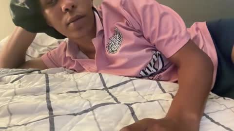 mantismillie online show from August 3, 2:32 am