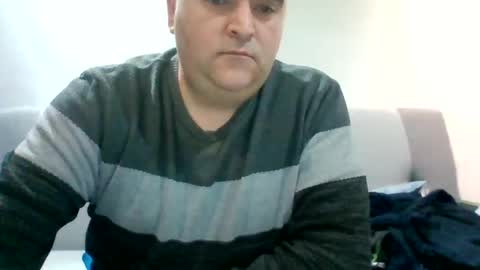 Snapshot of manu00004 chatting on January 5, 6:35 pm marine lopez online show from January 5, 6:35 pm