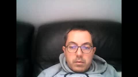 manu5933 online show from October 14, 7:42 am