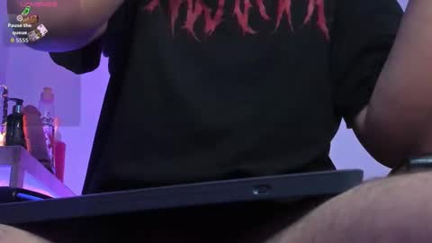 Snapshot of manu__05 chatting on February 4, 11:20 pm independent model online show from February 4, 11:20 pm