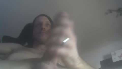 Snapshot of manu_cum chatting on June 2, 8:27 am manu_cum online show from June 2, 8:27 am